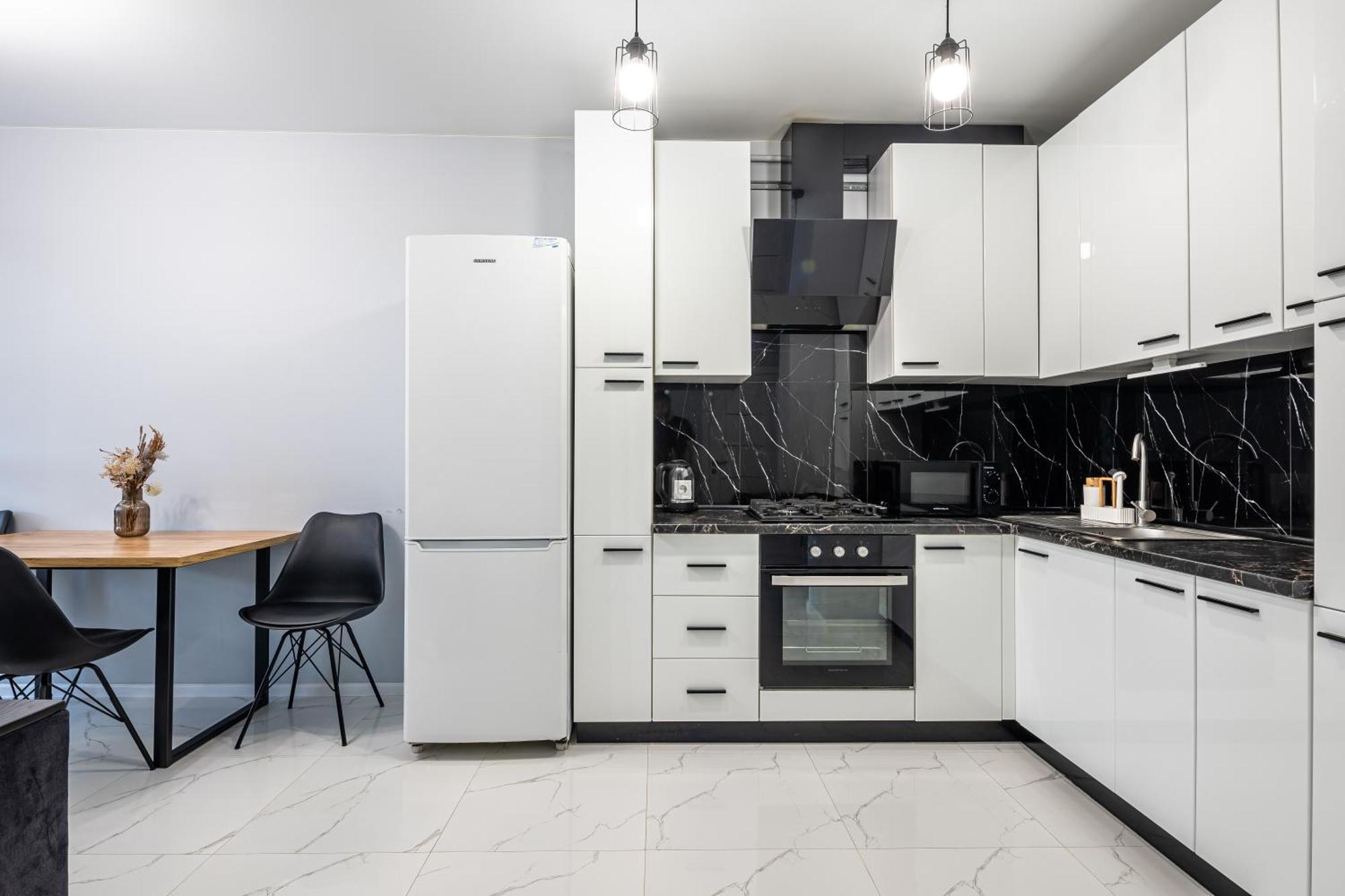 Avalon Time Apartment Львов Экстерьер фото
